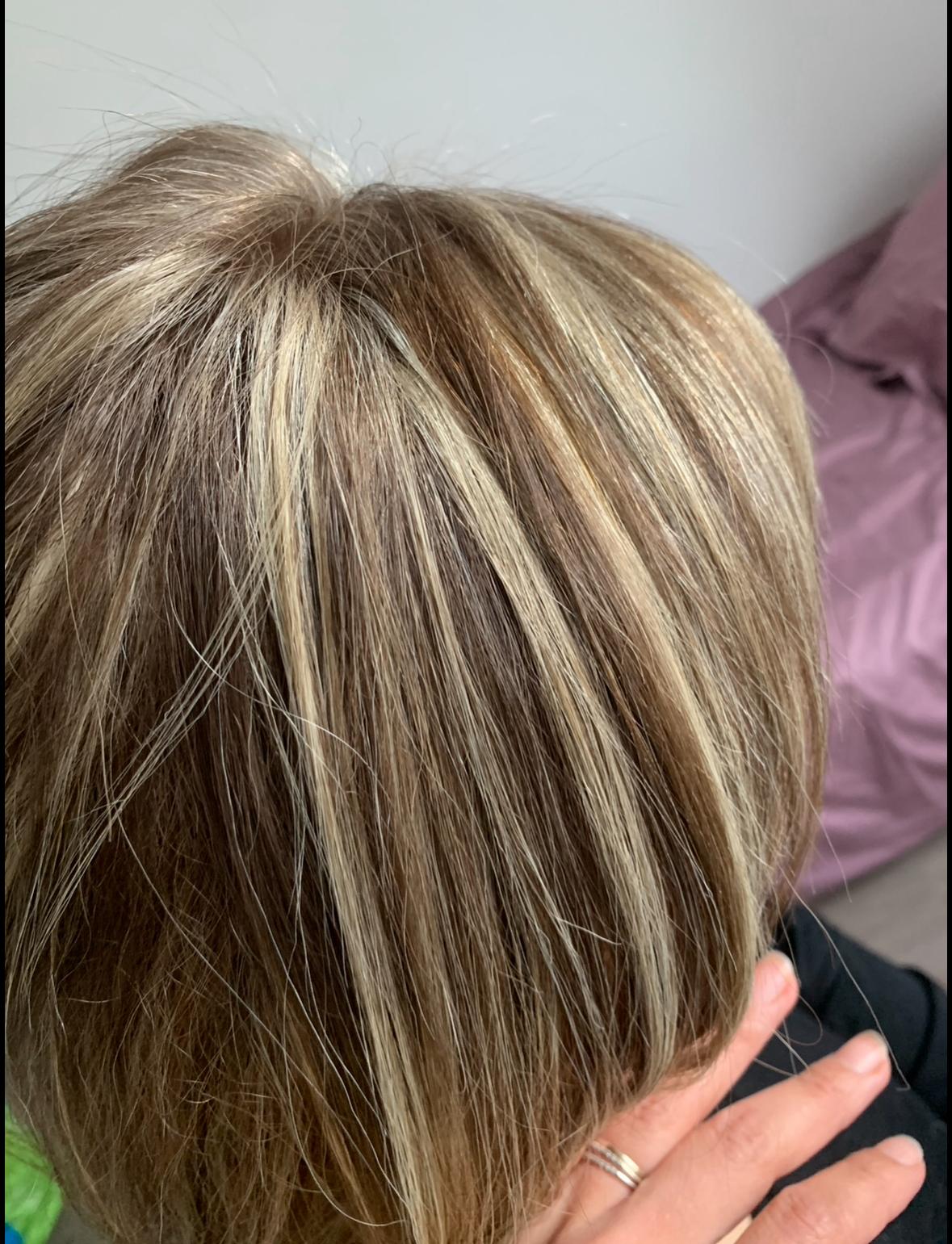 Couleur simple + coupe/brushing